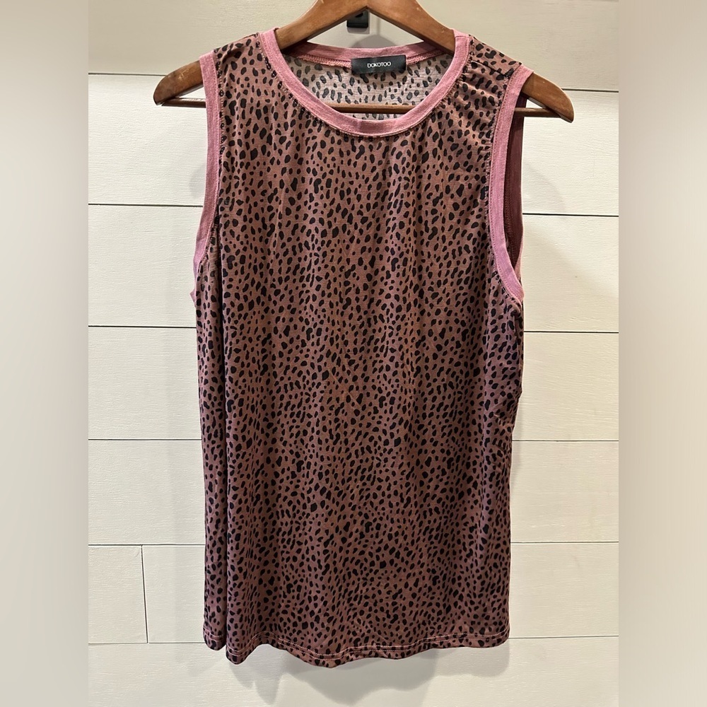 Dokotoo Pink Leopard Print Sleeveless Top- size X-Large